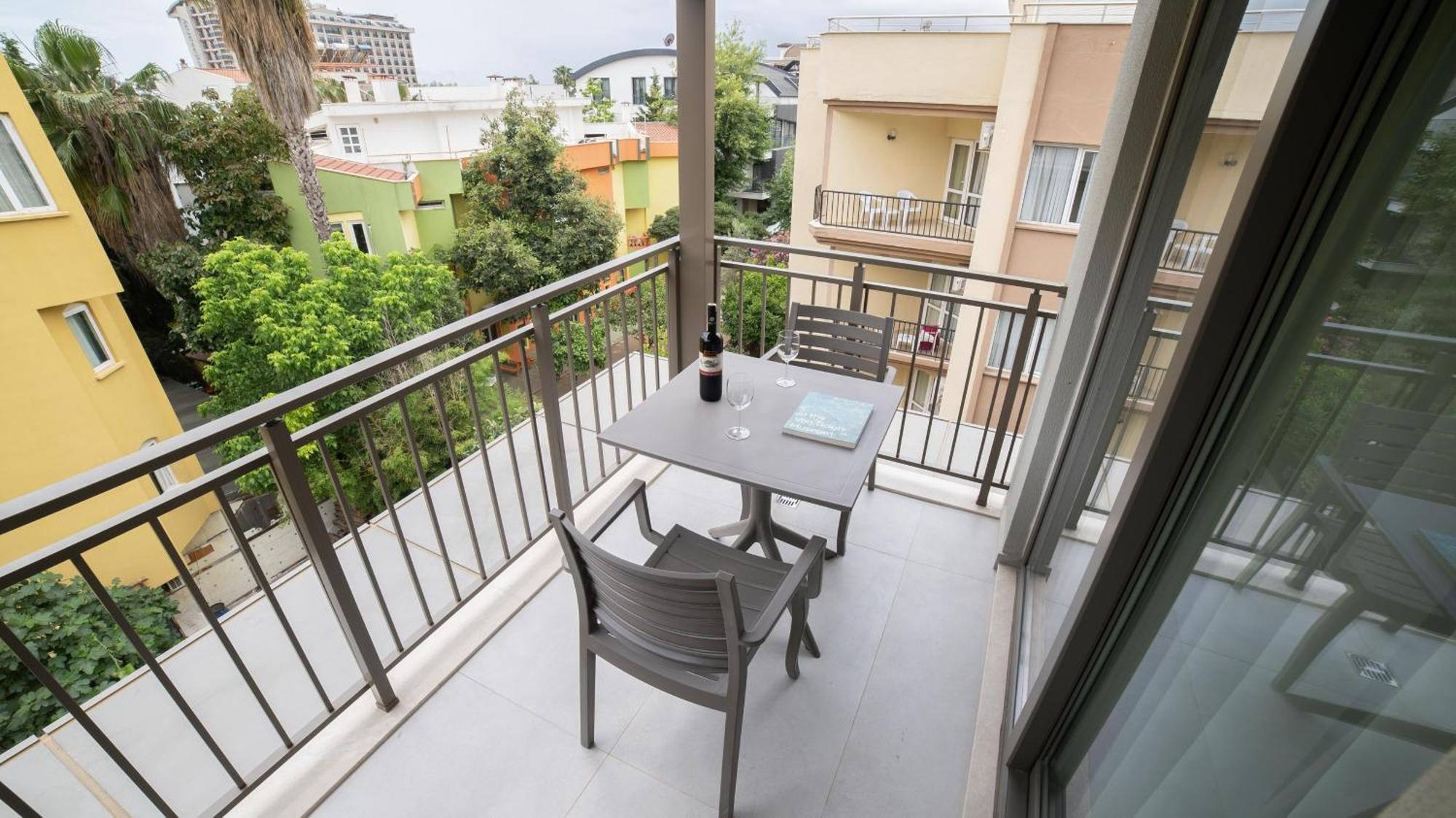 Bomo Suites Antalia Esterno foto