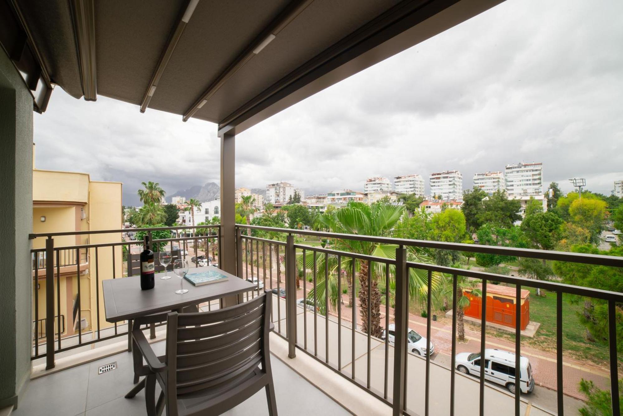 Bomo Suites Antalia Esterno foto